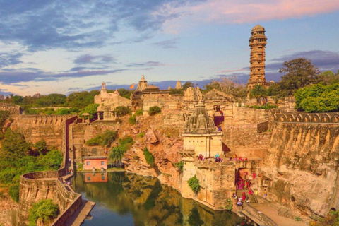 Transfer z Udaipur do Jaipur przez fort Chittorgarh