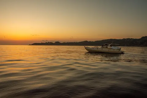 Bonifacio: Sunset Aperitif Dining Bootstour