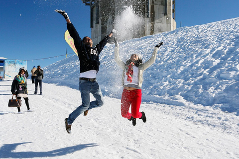 Da Zurigo: Escursione di un giorno sul Monte Titlis con avventura sulla neveTitlis Mountain Snow Adventure: tour di un giorno da Zurigo