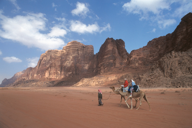 Petra, Wadi Rum & Aqaba 3D/2N Tour