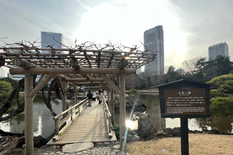 Tóquio : Excursão guiada a pé pelo jardim japonês em Hama RikyuExcursão a pé guiada nos Jardins de Hama Rikyu