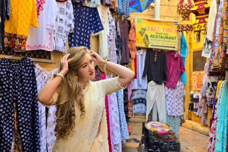 Jaipur Shopping Experience with Female Shopping Expert Shopping Tour: with Car + Guide