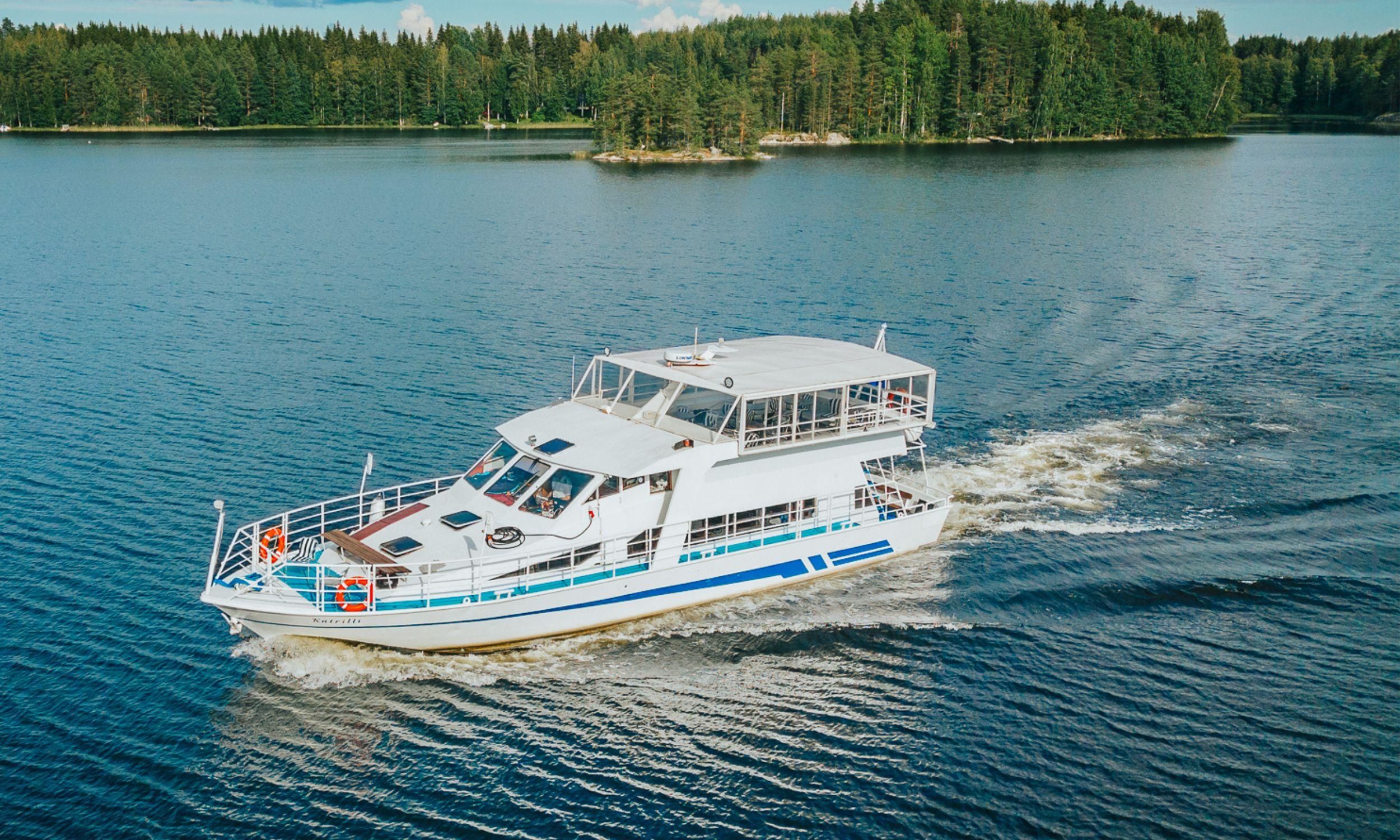 Von Savonlinna nach Punkaharju: Bootstour bei Tag mit der m/s Katrilli