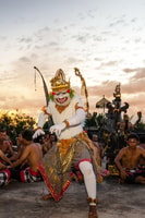Privado, Uluwatu Temple & Kecak Fire Dance Show con puesta de sol - Housity