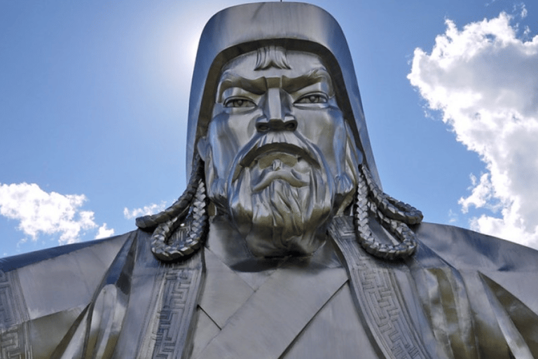 GENGHIS KHAN STATUEN COMPLEX: Halve dag tour