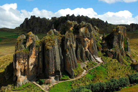 Cajamarca: Complejo Arqueológico de Cumbemayo + Entrada