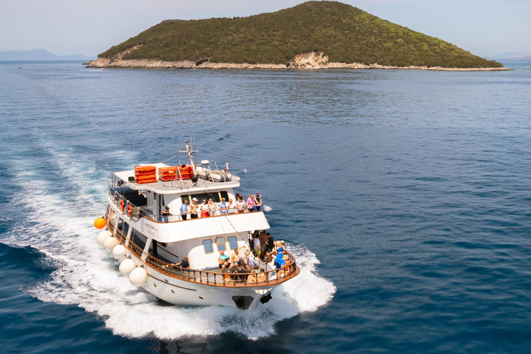 Private day cruise to the Blue lagoon with lunch and drinks! Departure from Benitses marine or Lefkimmi port.
