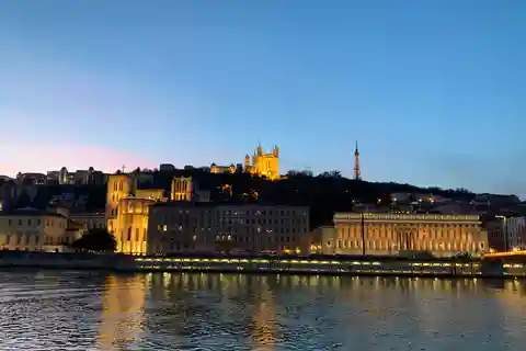 So Frenchy Tour - A Cultural and Gastronomic Stroll