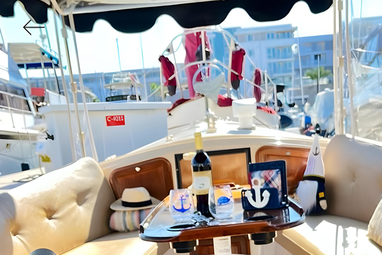 Marina Del Rey: Boat Cruise w/Wine & Charcuterie or Dinner Wine and Charcuterie Option