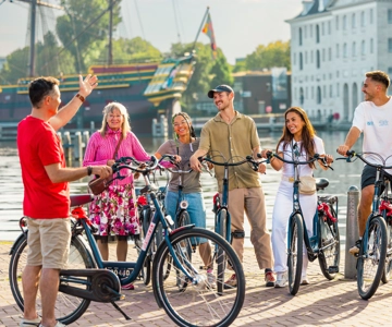 Amsterdam: 2.5-Hour Bike Tour
