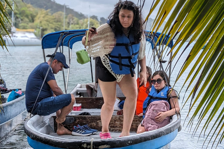 Panama: 1 night and 2-Days in a Caribbean Island Beach House Panama City:2-Days Portobelo and Caribbean Island Tour