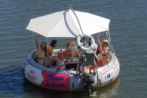 Adelaide River Torrens 2-Hour BBQ Boat Hire Adelaide River Torrens 2-Hour BBQ Boat Hire