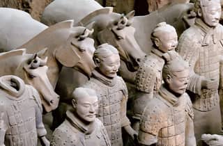 Xi'an: Terrakotta-Armee, Stadtmauer, Pagode und Familienmittagessen