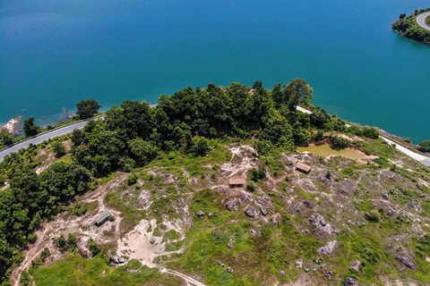 Phuket: Passeio e alimentação no parque natural de elefantes éticos