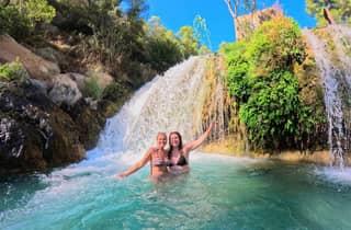 Ab Calpe: Tagestour nach Guadalest, Altea & zu den Algar-Wasserfällen
