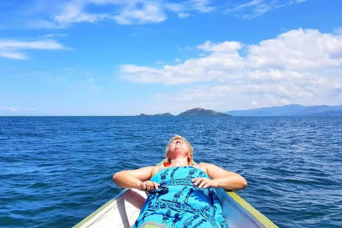 从基加利出发：| 缩放野生动物园 | 基伍湖 2 日乘船观光