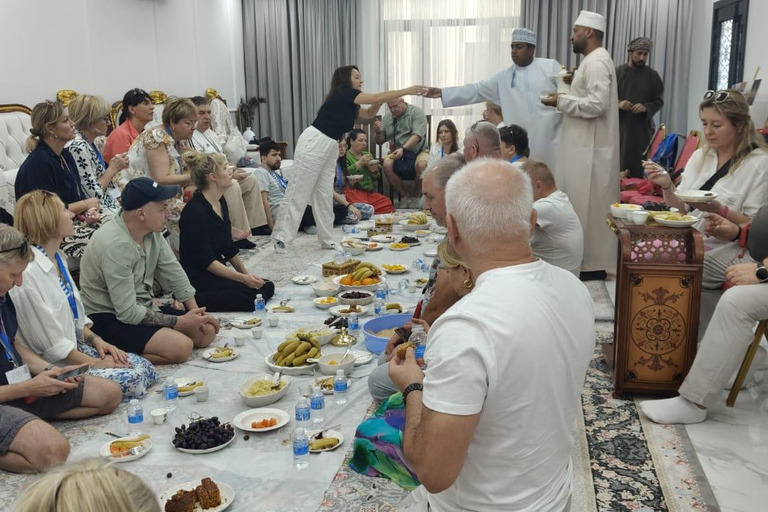 From Muscat: Authentic Omani Dinner with a Local Family