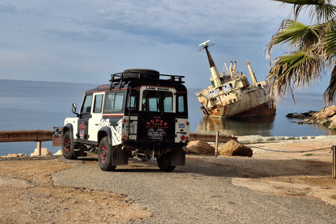 “Paphos Private Tour: Akamas, Avakas, Turtle Bay & Winery”