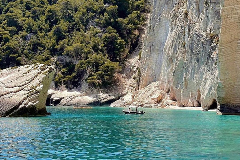Zakynthos: Private Boat Tour with Captain South Zakynthos : 5-hour Private Boat Tour with Captain