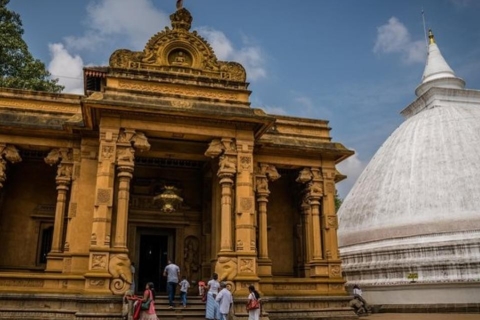 Colombo: Ruta de los Templos en Tuk-Tuk