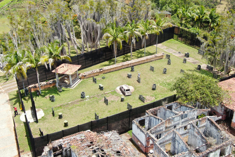 Van Guatape: Pablo Escobar Mansion, Paintball &amp; boottocht