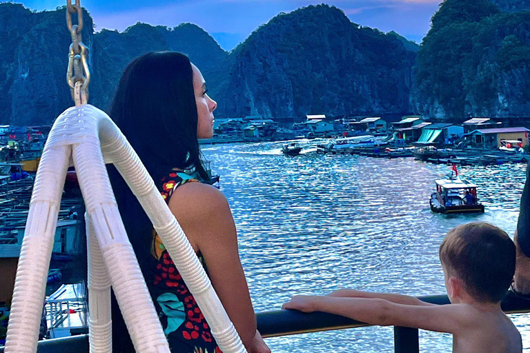 Catba: Lan Ha Bay Full day/ Sunset Cruises - all included Lan Ha Bay Sunset: Deluxe Local Cruise