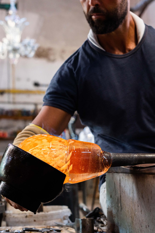 Murano: Glass Factory Experience with Tour and Demonstration