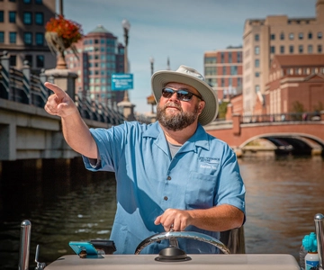 Historic Boat Tours of Providence