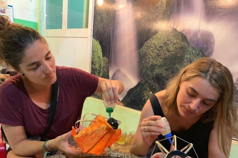 Hoi An: Foldable Lantern Making class with Local Family