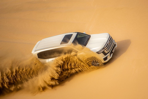 Doha: VIP Private Desert Safari, Arabic Costume & Camel Ride