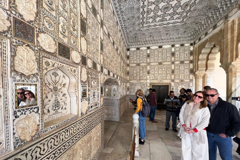 From Delhi: Jaipur Private Day Tour with Cultural Experience From Delhi: Jaipur Day Tour With AC Car+Driver+Tour Guide