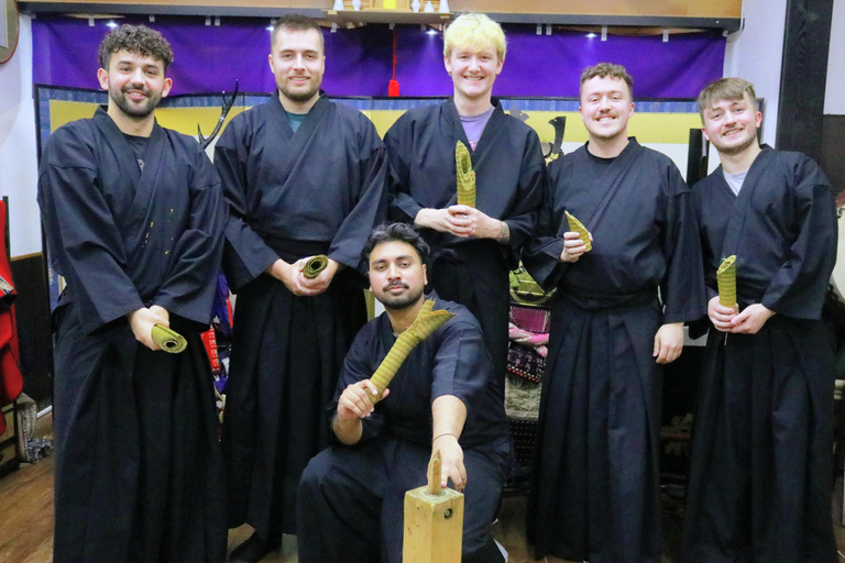 Osaka: Learn Bushido - Trial Slashing with Samurai Sword Trial slashing in Bushido with Samurai Sword real sharpnes