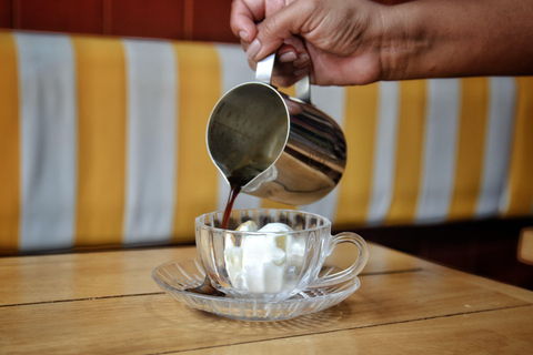 Cartagena: Coffee Tasting & Sunset Cruise with Cocktails