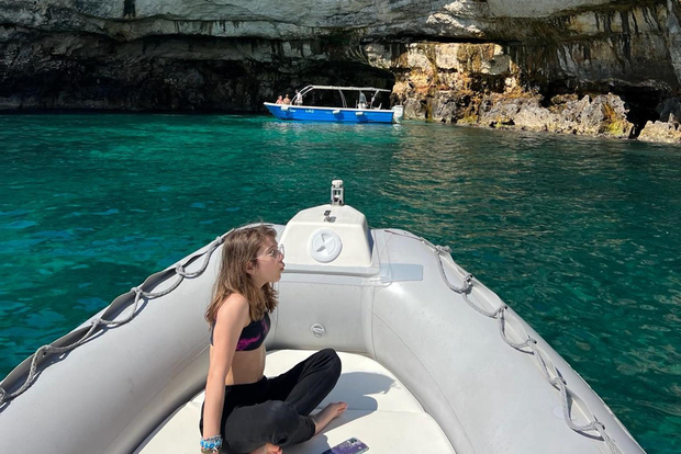 圣玛丽亚迪莱乌卡（Santa Maria di Leuca）：3小时游船之旅，含游泳和开胃酒