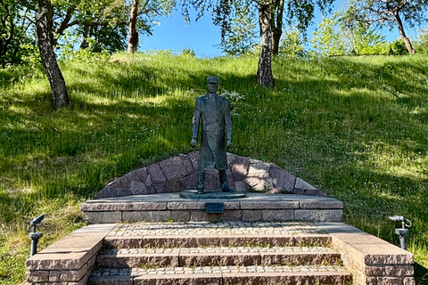 From Oslo: Drøbak and Oscarsborg Fortress Day Trip
