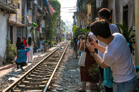 Hanoi City Walking Tour with Hidden Gems and Train Street