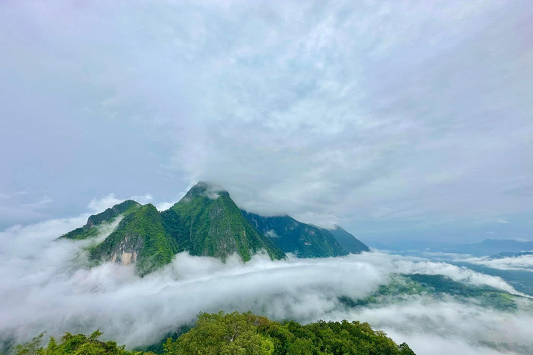 Overnachting Camping Bij nong khiaw uitkijkpunt, 360 uitzicht