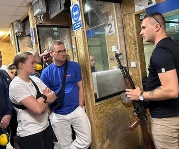 Gdansk: Firearm Shooting Experience with Instructor