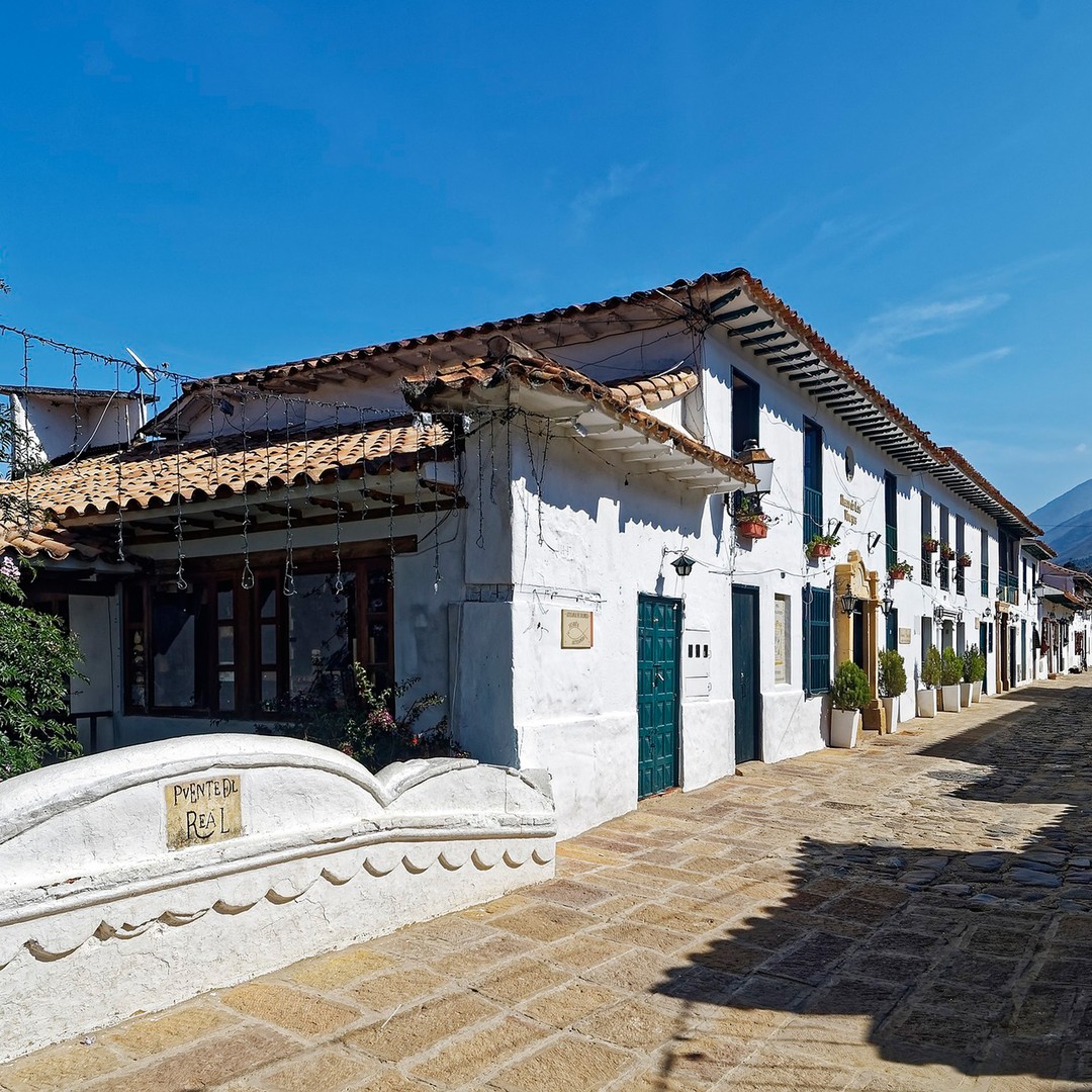 Colagem de mídia