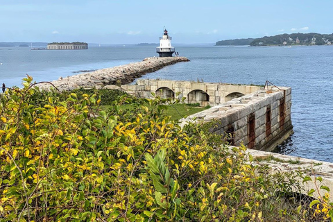 Portland: Lighthouse Trolley Tour with 3 Lighthouse Stops