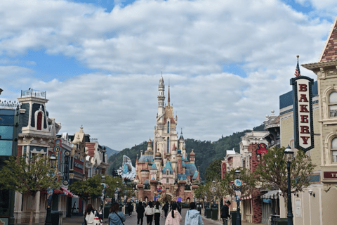 Hong Kong: Disneyland Entry Ticket (Early Access) & Transfer