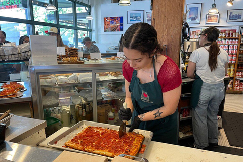 Pike Place Market: Meet the Market - Food and Fun Tour