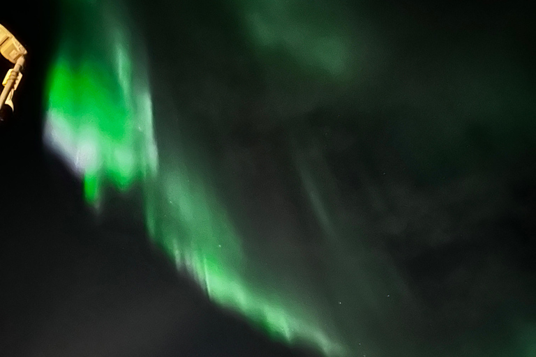 Tromsø: Private Northern Lights Chase by Mercedes V-class Tromsø: Express Private Northern Lights Chase