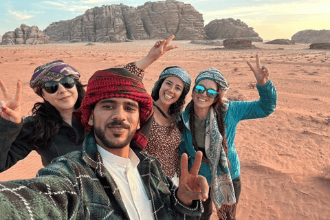 Deserto del Wadi Rum: tour di mezza giornata in jeep (mattina o tramonto)