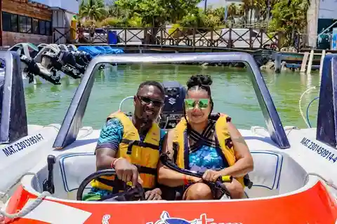 Cancun: Wycieczka do dżungli łodzią motorową i nurkowanie z rurką