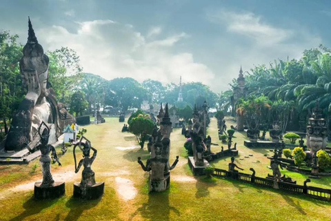 فيينتيان: جولة نصف يوم في المدينة صباحًا أو بعد الظهر