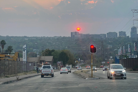 Johannesburgo: tour nocturno con bebida opcional en la azoteaJohannesburgo: tour nocturno con bebida opcional en una azotea