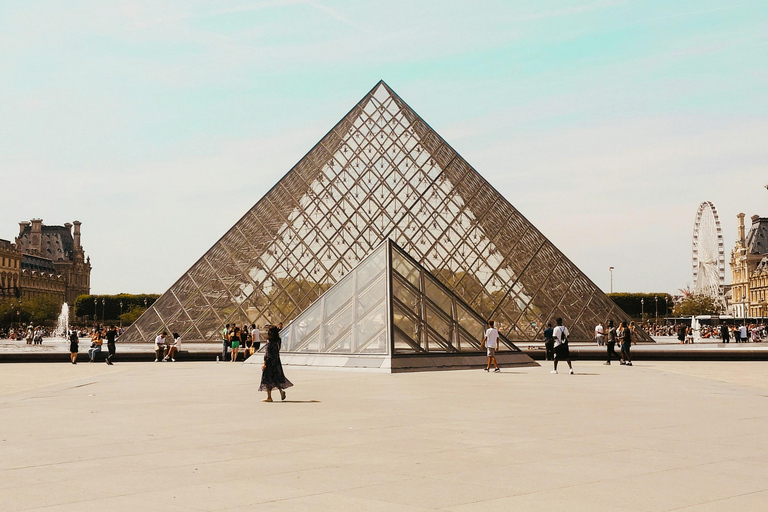 Paris: Louvre Mona Lisa Discovery Guided Tour with Ticket