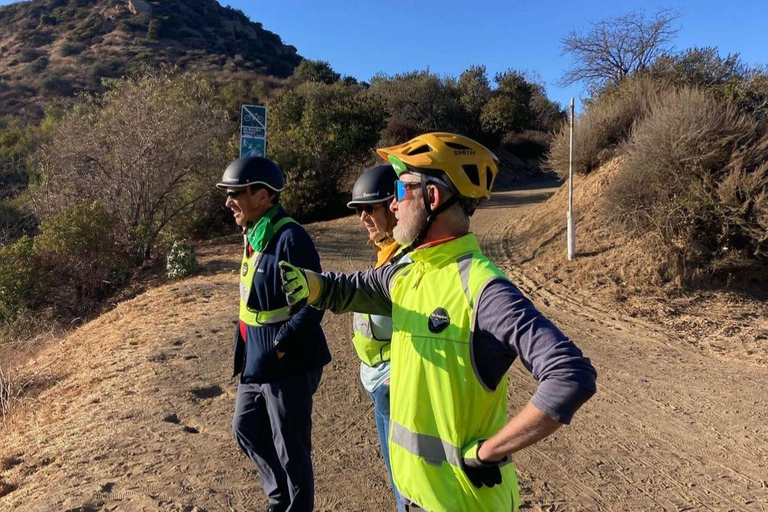 Griffith Park: Wild Backside: tour in e-bike di 3 ore per piccoli gruppiTour PUBBLICO in e-bike nel Wild Backside del Parco Griffith