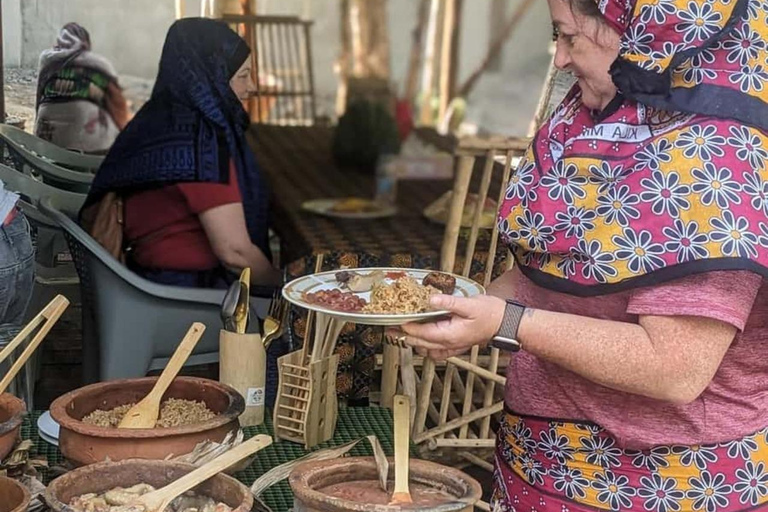 Zanzibar: Market Tour and Cooking Class with Locals